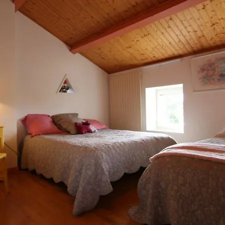Ferienhaus Beauzac, 6 Pieces, 12 Personnes - Fr-1-582-41 Beauzac